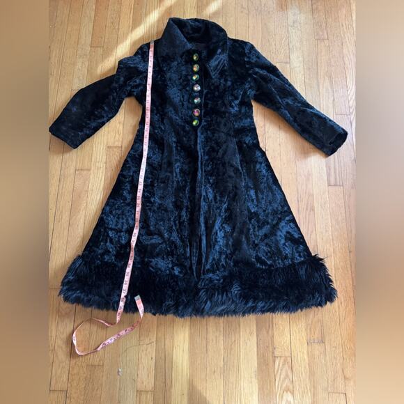 60s Vintage Black Velvet Princess Coat with Faux Fur Hem - Picture 8 of 10